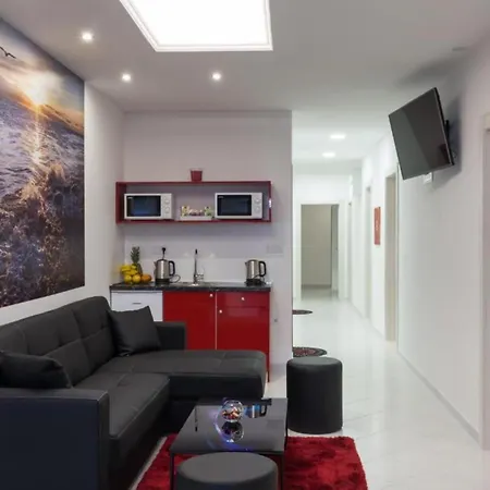 Vikendica Free Bird - Bed In Five Bed Mixed 4 *
